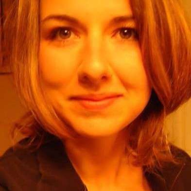 Claire Horwood's headshot